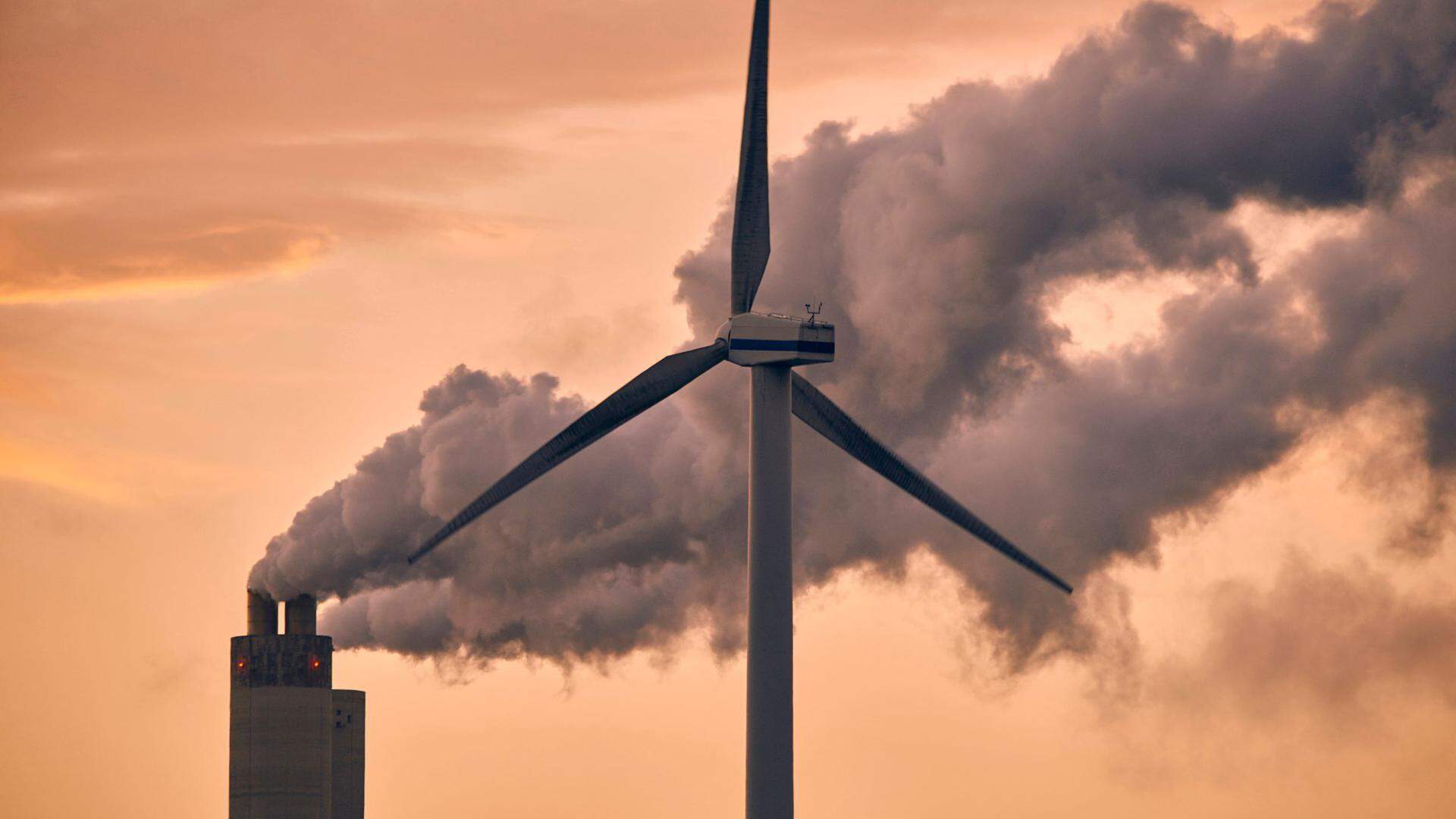 Pour lutter contre les émissions de CO2, les investissements dans les énergies renouvelables doivent être plus importantes.
