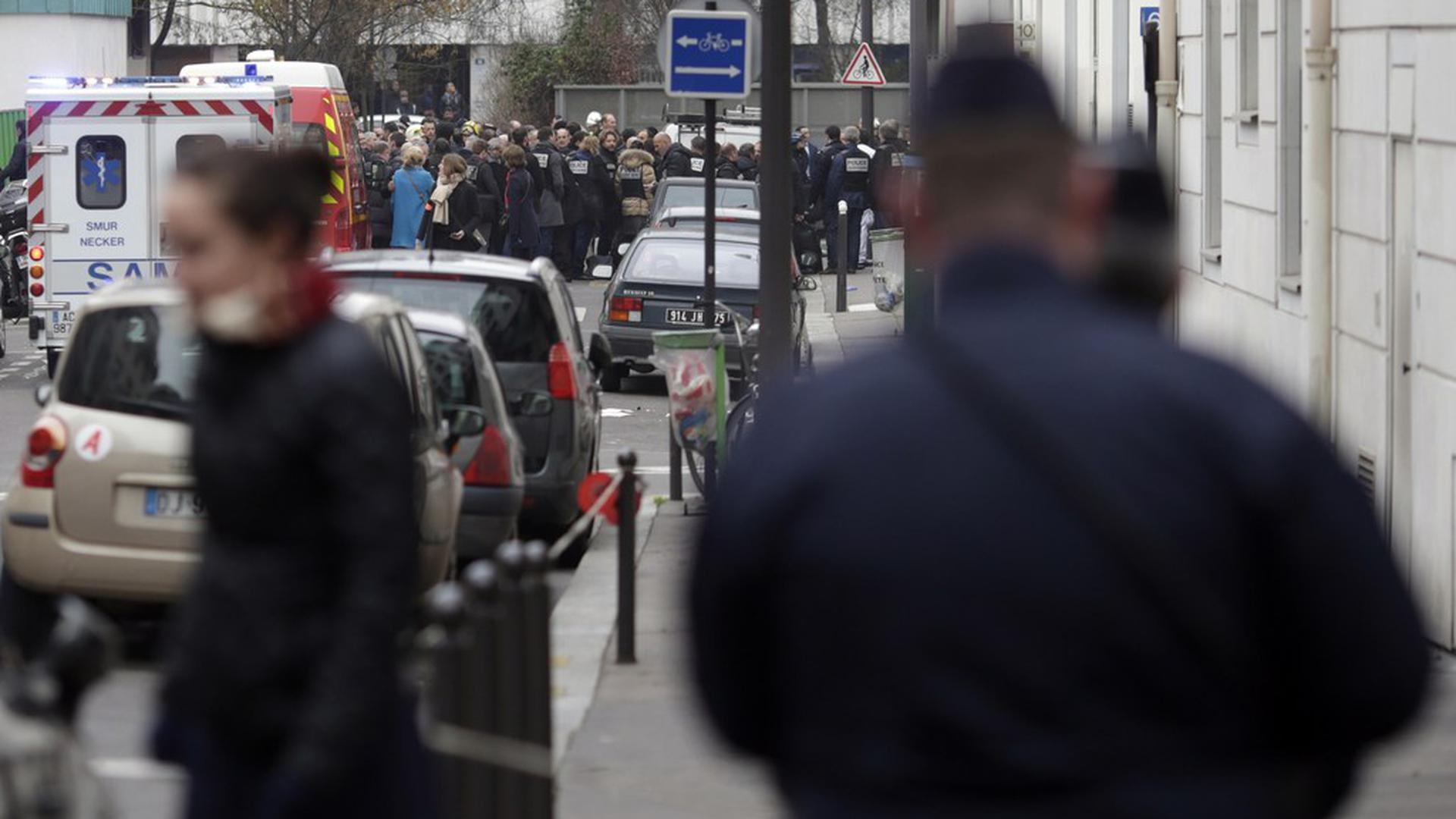 Le 7 janvier 2015, la rédaction de Charlie Hebdo était frappée par le terrorisme: 12 personnes ont perdu la vie