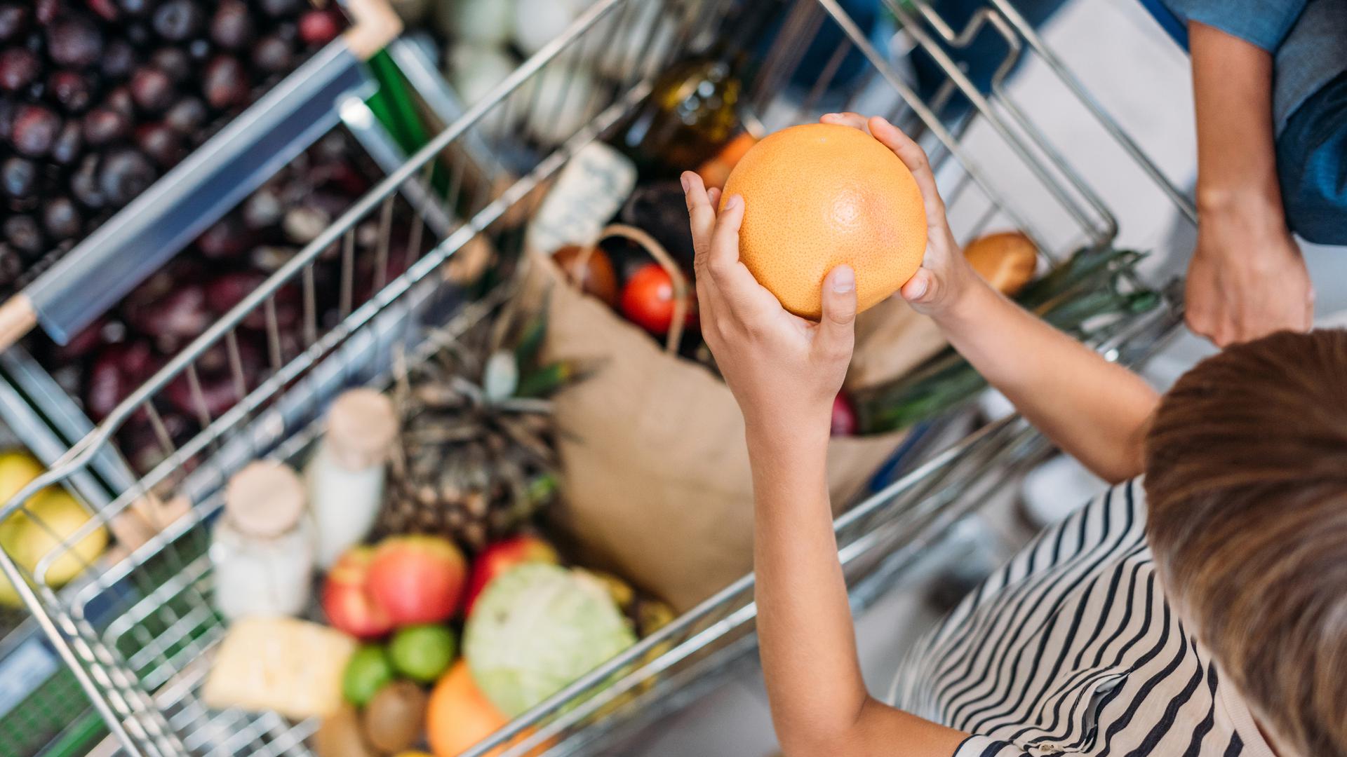 La taxe sur la valeur ajoutée des produits va baisser de 1%.