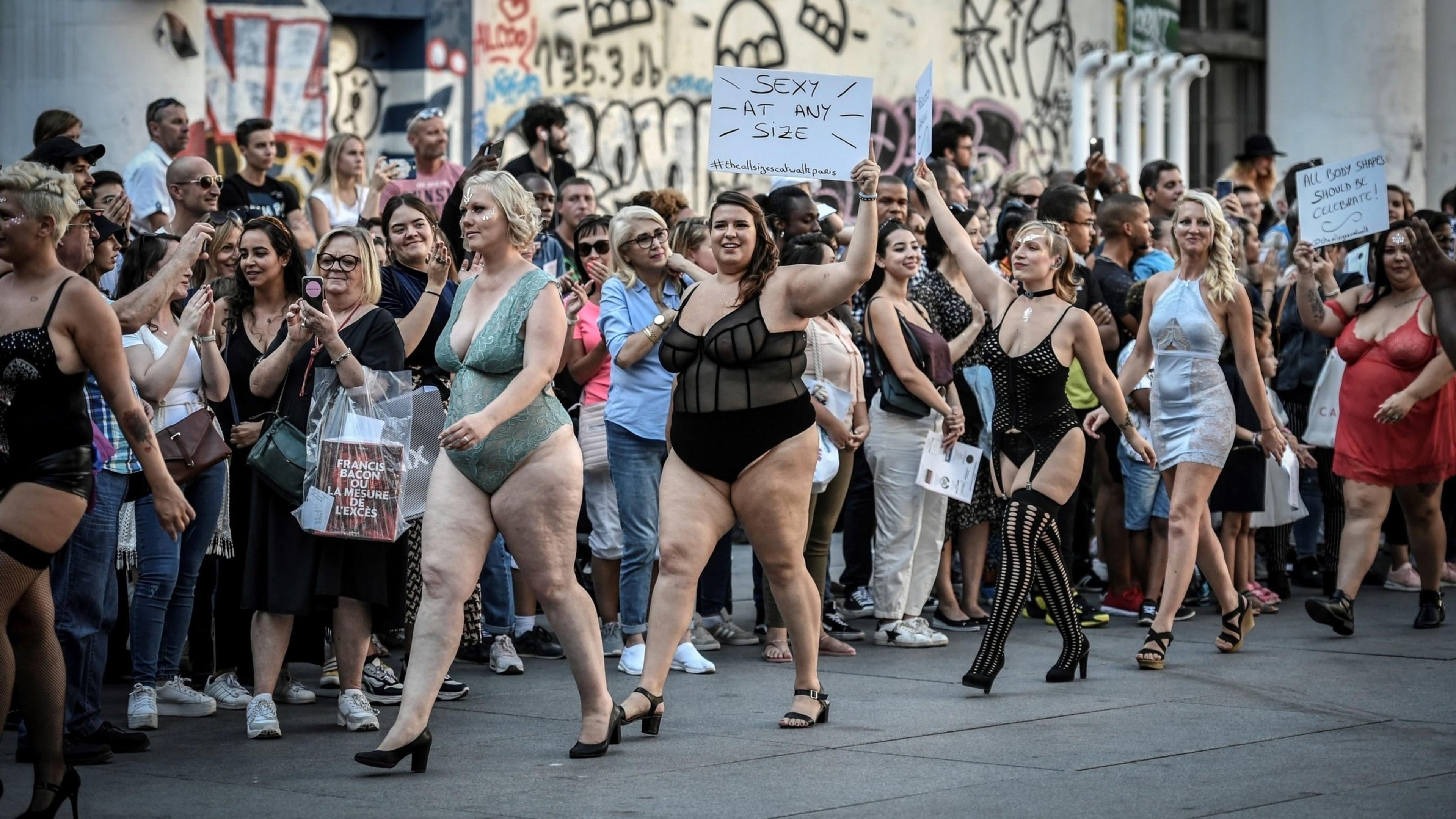 Le corps des femmes encore soumis à des stéréotypes | Virgule