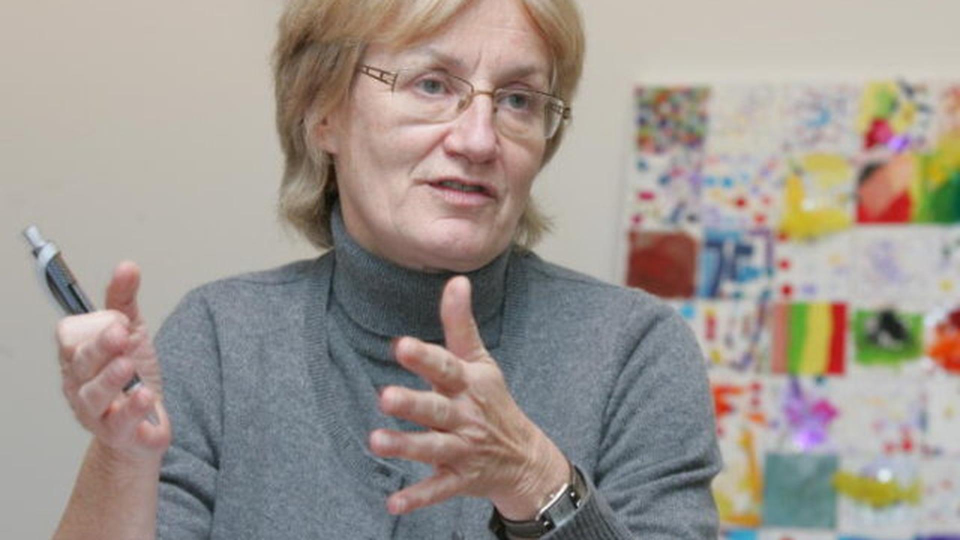 Mady Delvaux-Stehres, ministre de l'Education nationale