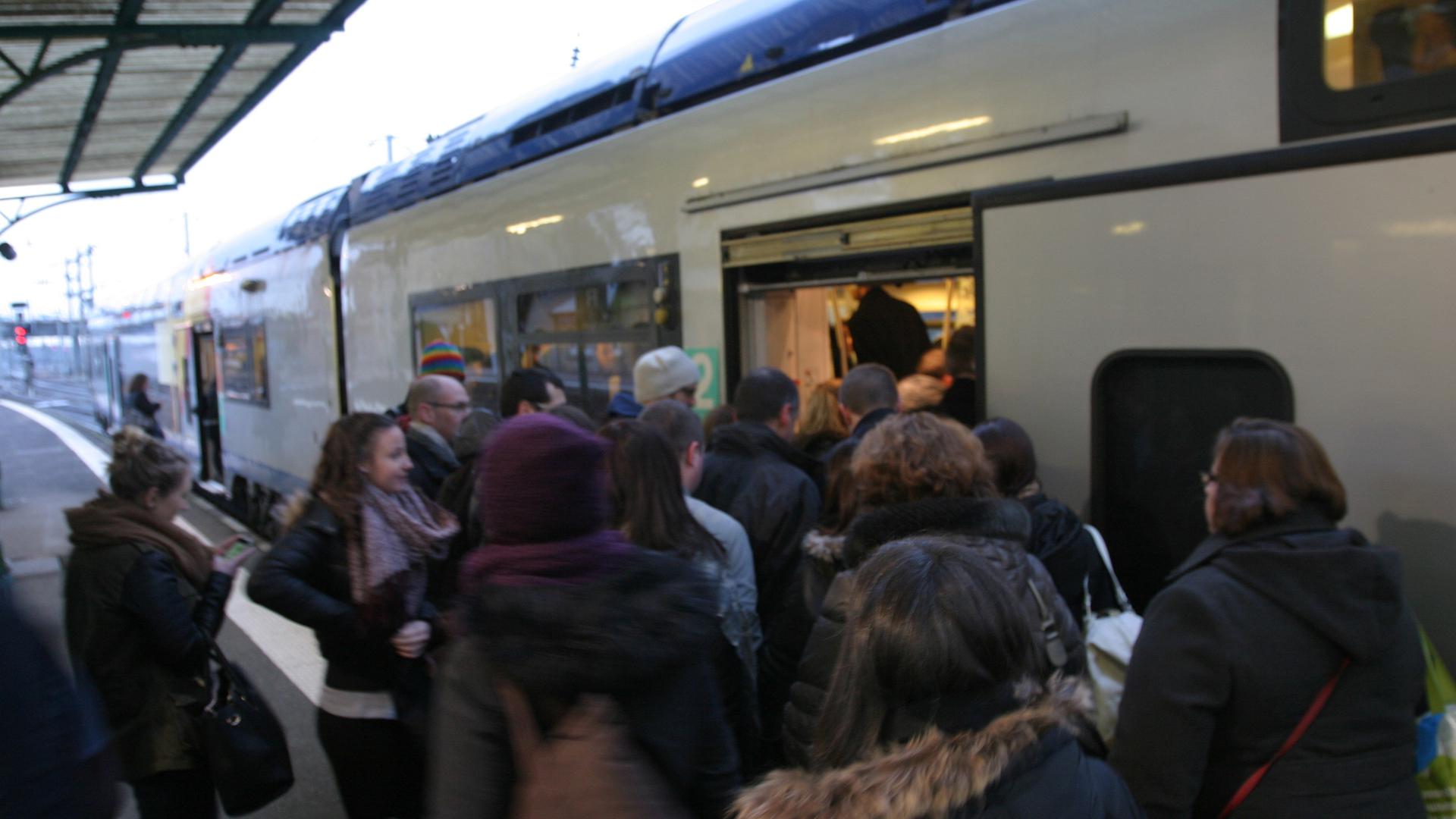 Les voyageurs vivent à nouveau un calvaire dans leurs trajets quotidiens en train entre la France et le Luxembourg.