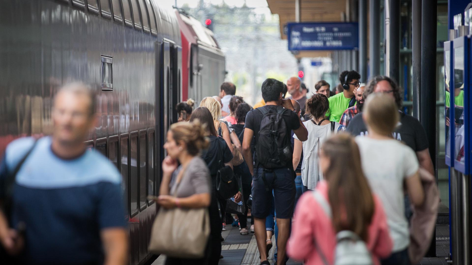 Pour relier Bettembourg à la gare centrale de la capitale, les CFL mettent en place des bus de substitution. La compagnie de transport assure qu'ils seront assez nombreux.