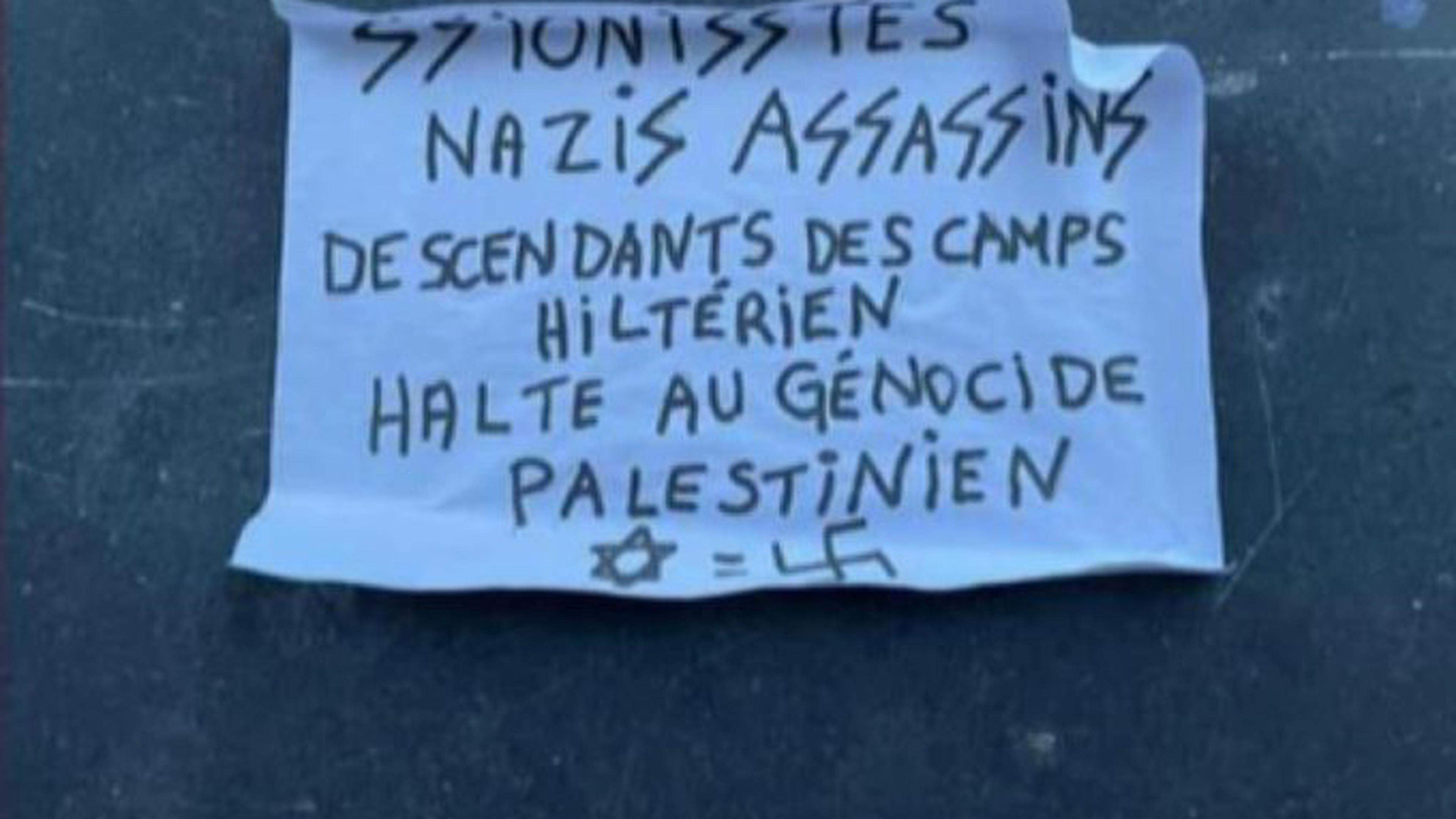 Des affiches antis mites placard es Bruxelles Virgule