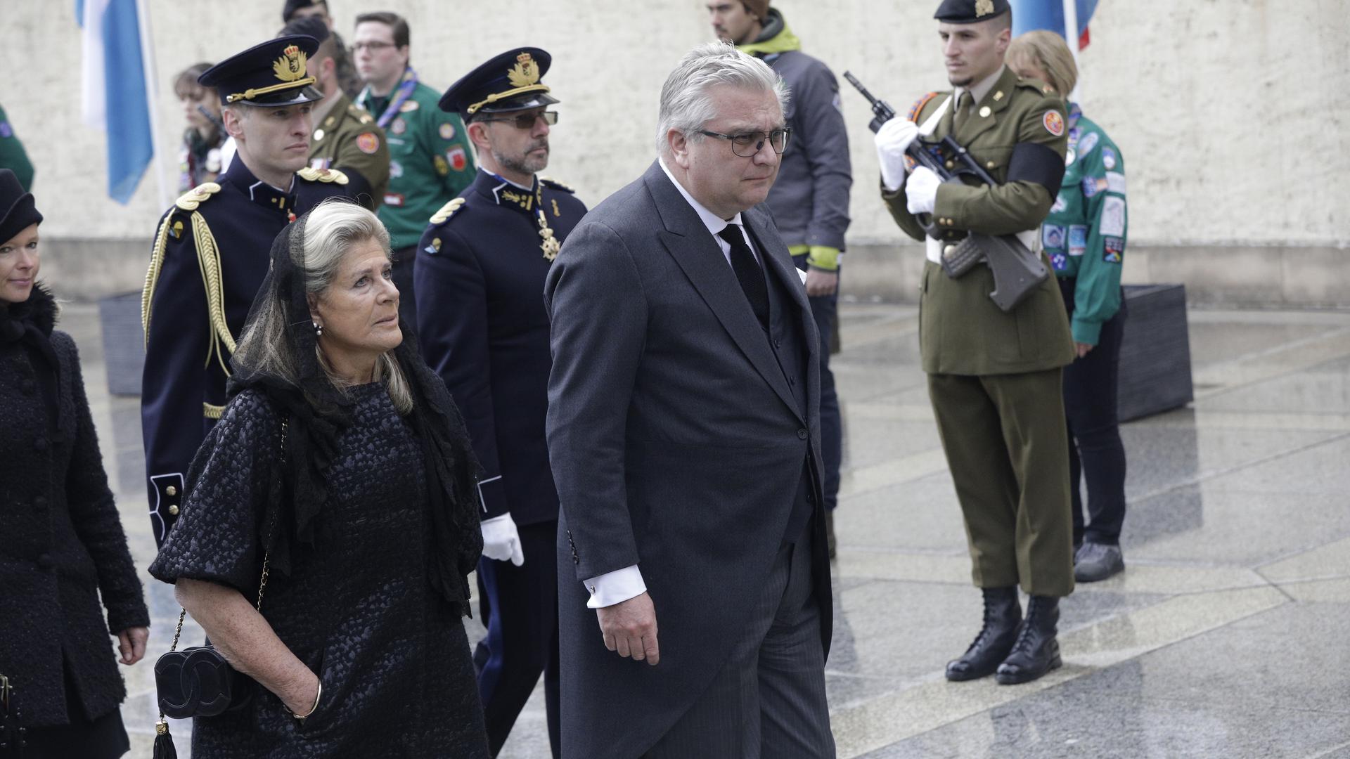 Le prince Laurent de Belgique, neveu du grand-duc Jean, et sa tante, la princesse Léa, veuve du demi-frère de feu la grande-duchesse Joséphine-Charlotte.