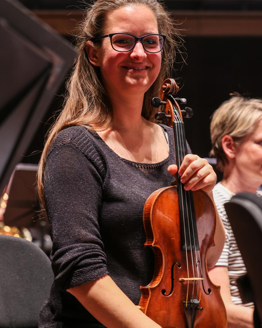Bianca Hellberg, du département «Education» de la Philharmonie, a rejoint l'OPE.