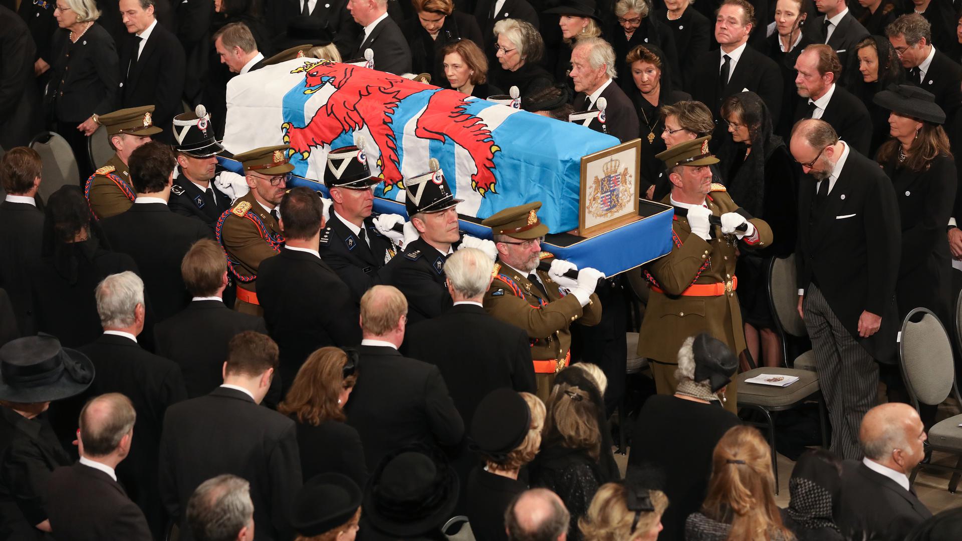 Funérailles du grand-duc Jean en la cathédrale Notre-Dame.