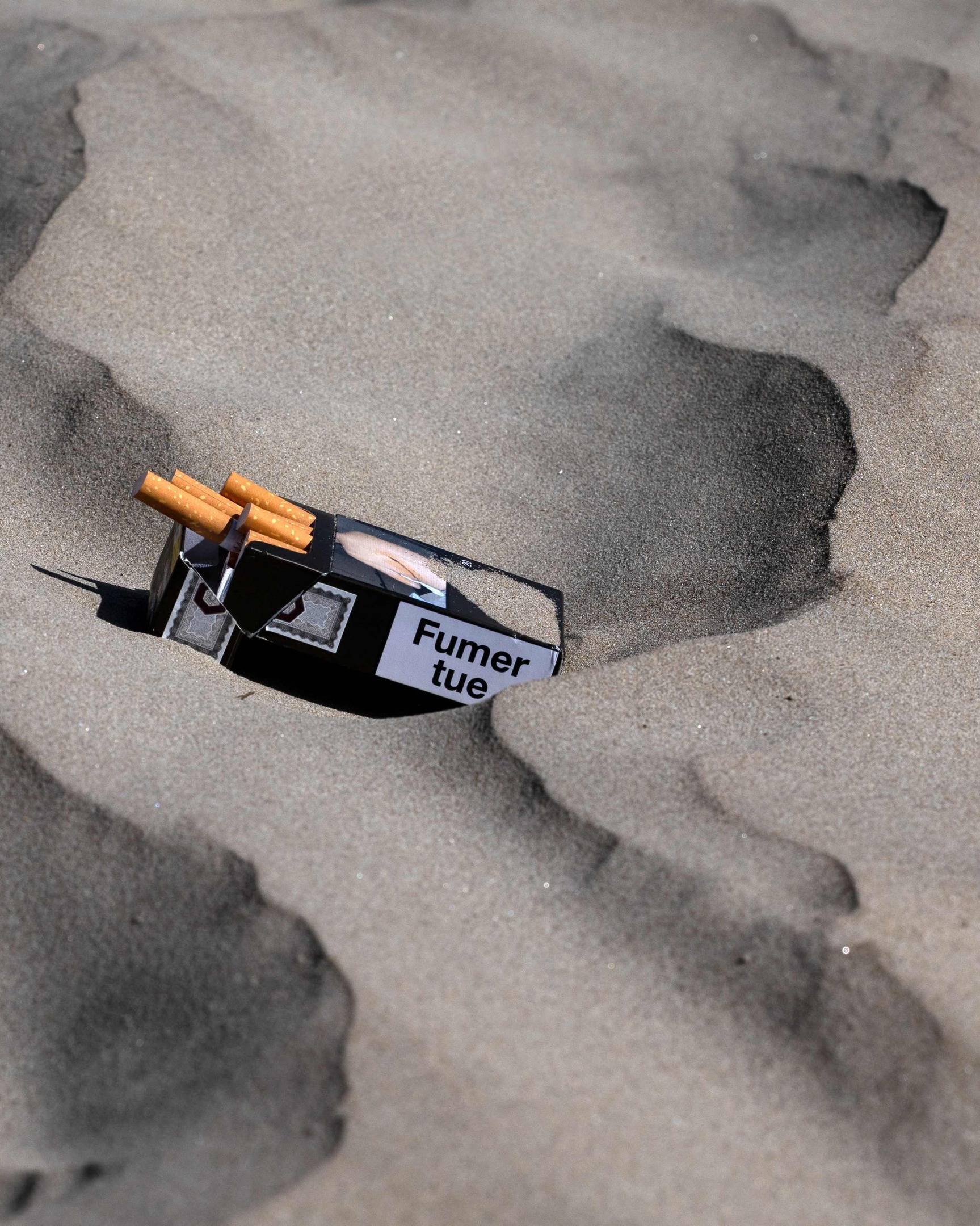 La cigarette bannie sur les plages et dans les parcs ds dimanche en France  | Virgule