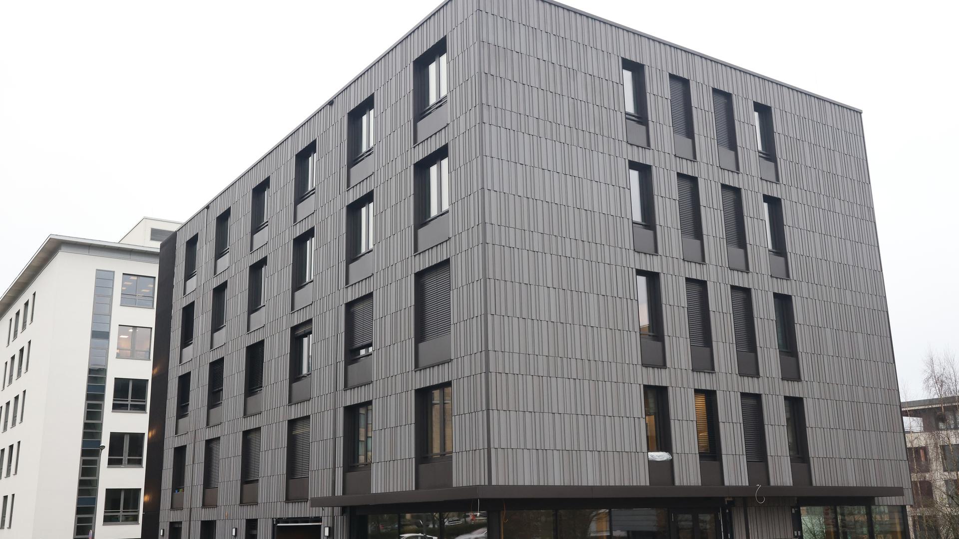 Le bâtiment de la nouvelle structure d'accueil "Kirchberg 1", rue Dr. Nicolas Clasen au Kirchberg. 