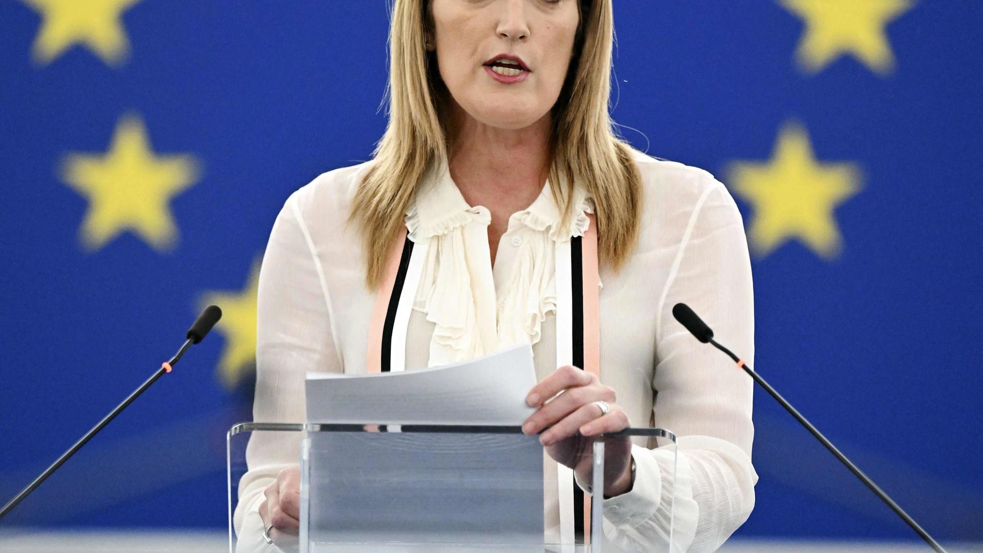 «Il n'y aura aucune impunité (...) rien ne sera mis sous le tapis», assure la présidente du Parlement européen Roberta Metsola.