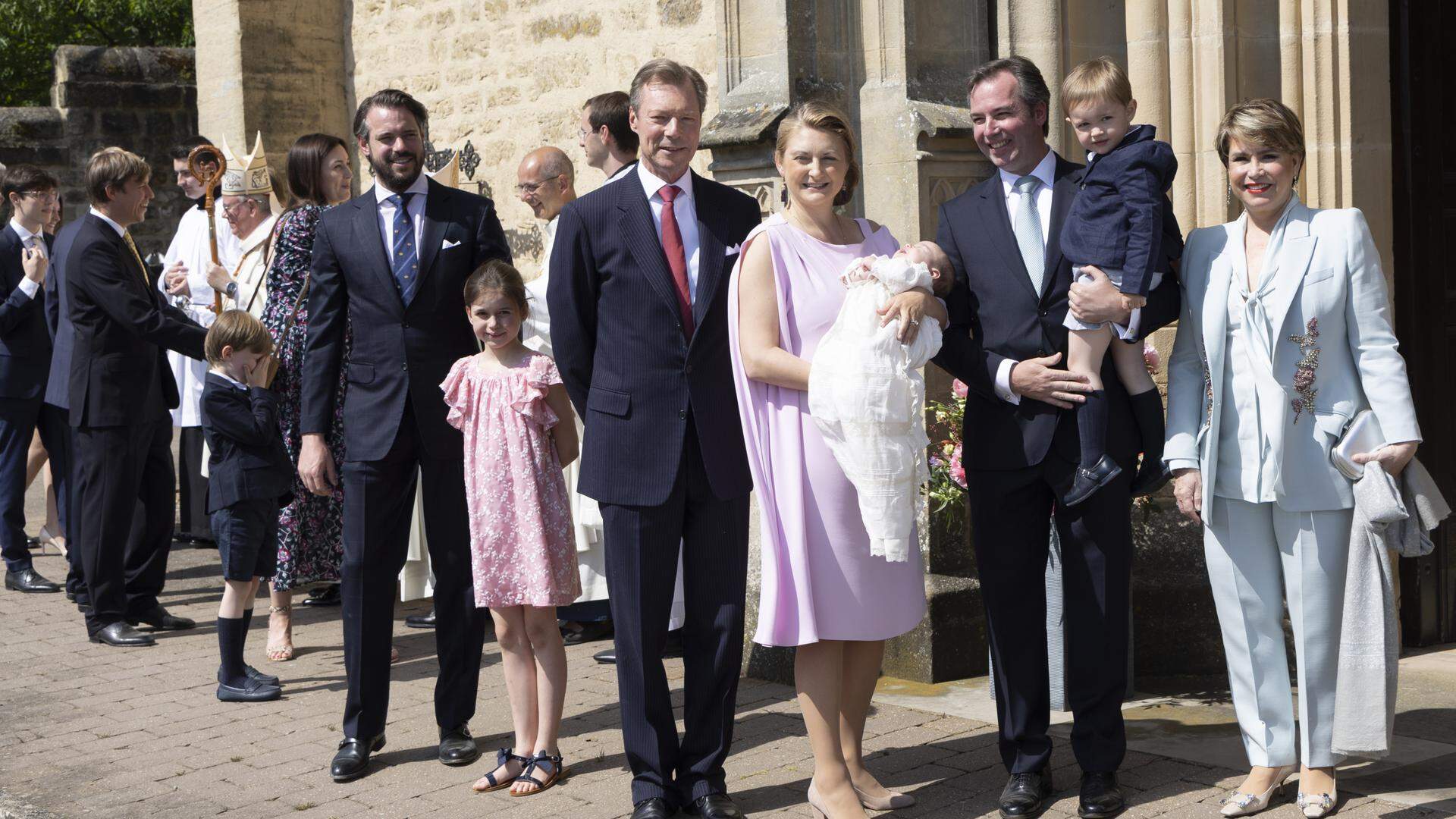 Le jour du baptême royal, le soleil brillait également à Fischbach pour le prince François.