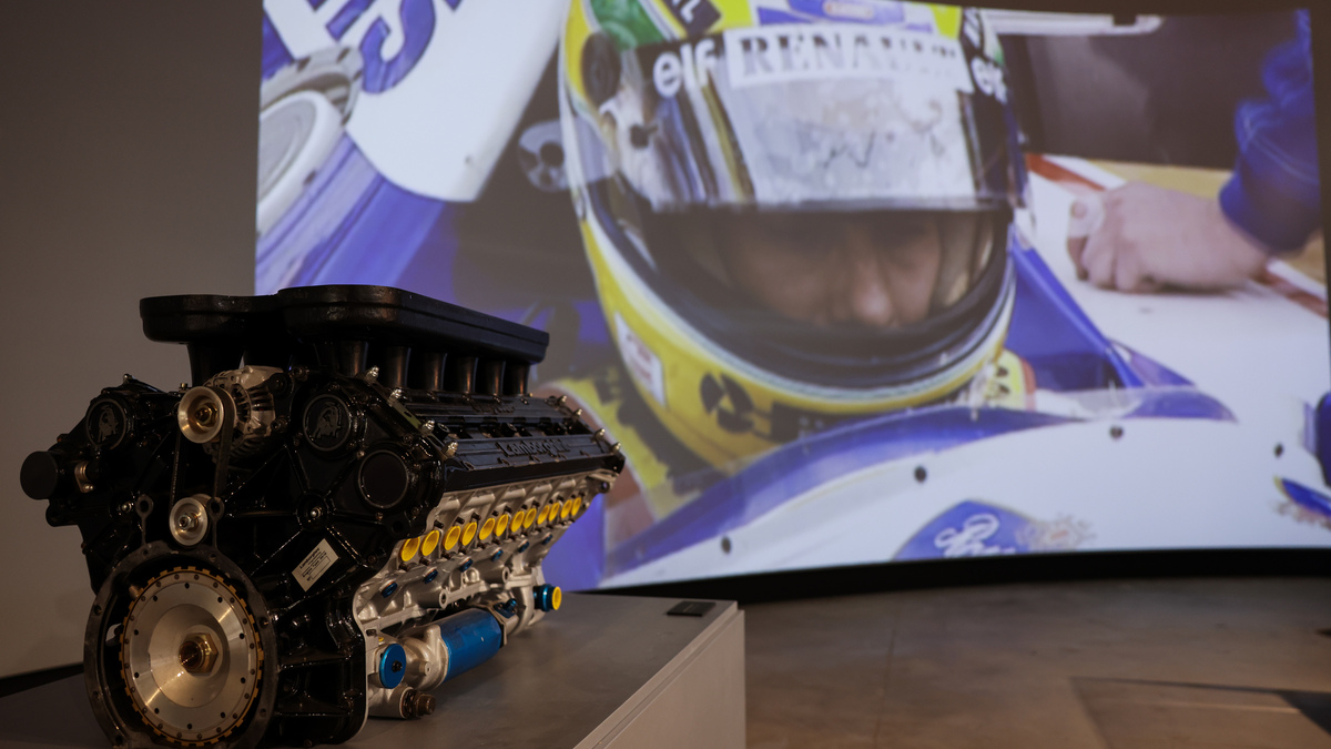 exposition-sur-ayrton-senna-