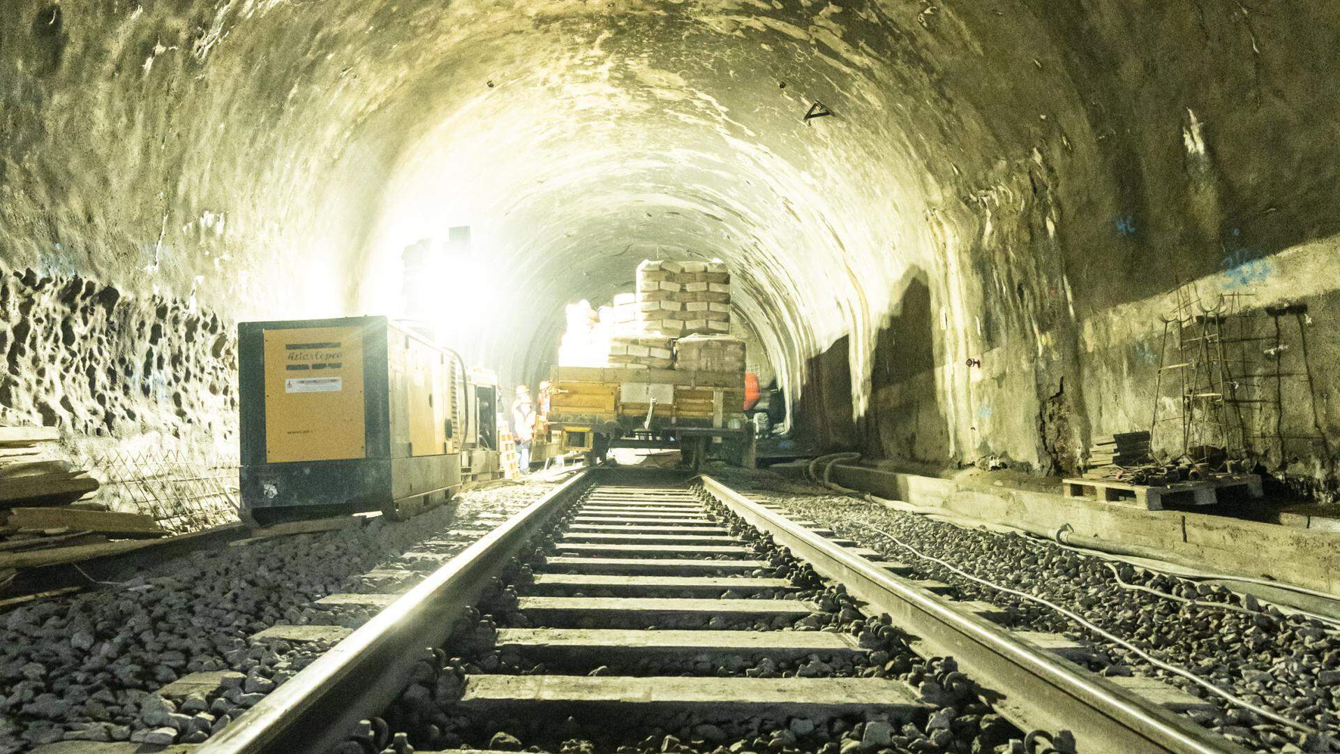 Un important éboulement de roche s'était produit le 27 août 2022 à l'intérieur du tunnel.