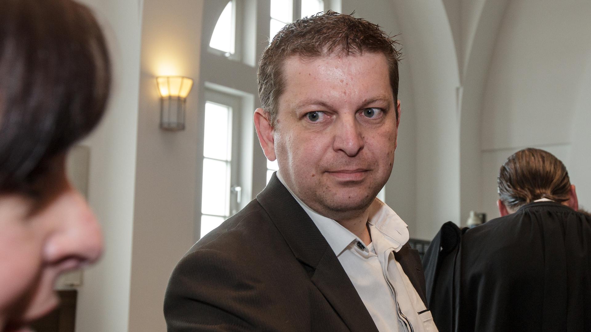 L'ex-employé du cabinet de conseil luxembourgeois PwC a été condamné par la justice luxembourgeoise pour avoir communiqué des documents confidentiels au journaliste Edouard Perrin.