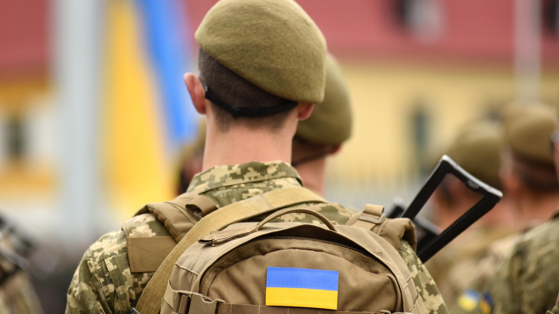 L'armée ukrainienne compte sur ses alliés pour renflouer les stocks d'armes et de munitions.