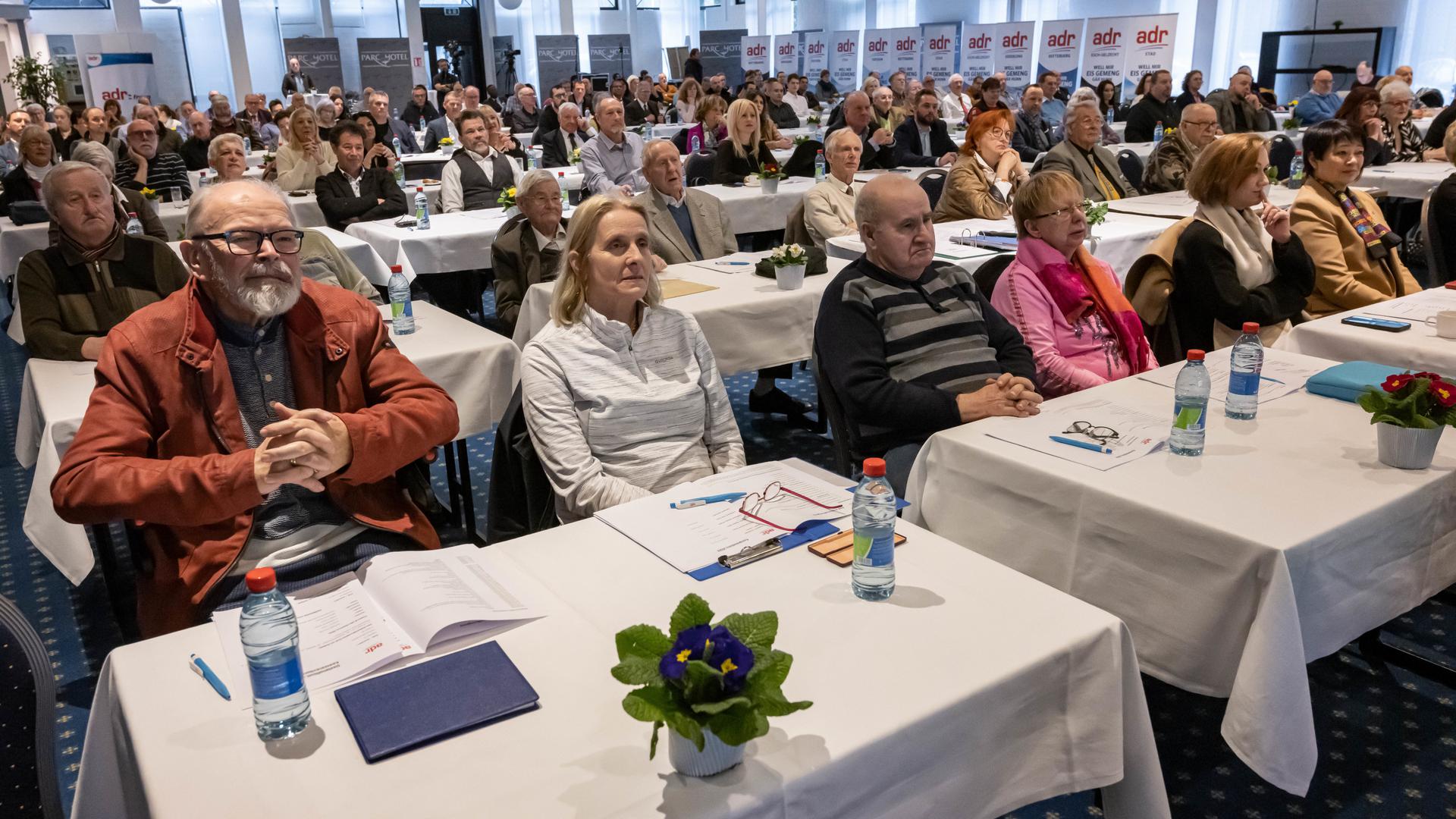Environ 200 membres du parti étaient présents au congrès national de l'ADR à Dommeldange. 