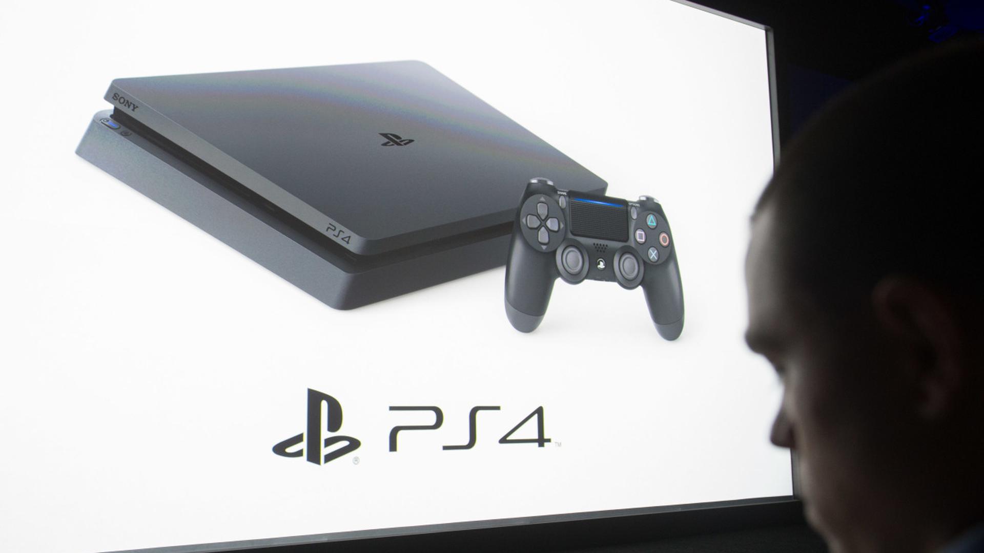 Avec ces deux nouveaux modèles, Sony espère réaliser deux buts: élargir son public (PS4 Slim) tout en retenant les joueurs inconditionnels (PS4 pro).