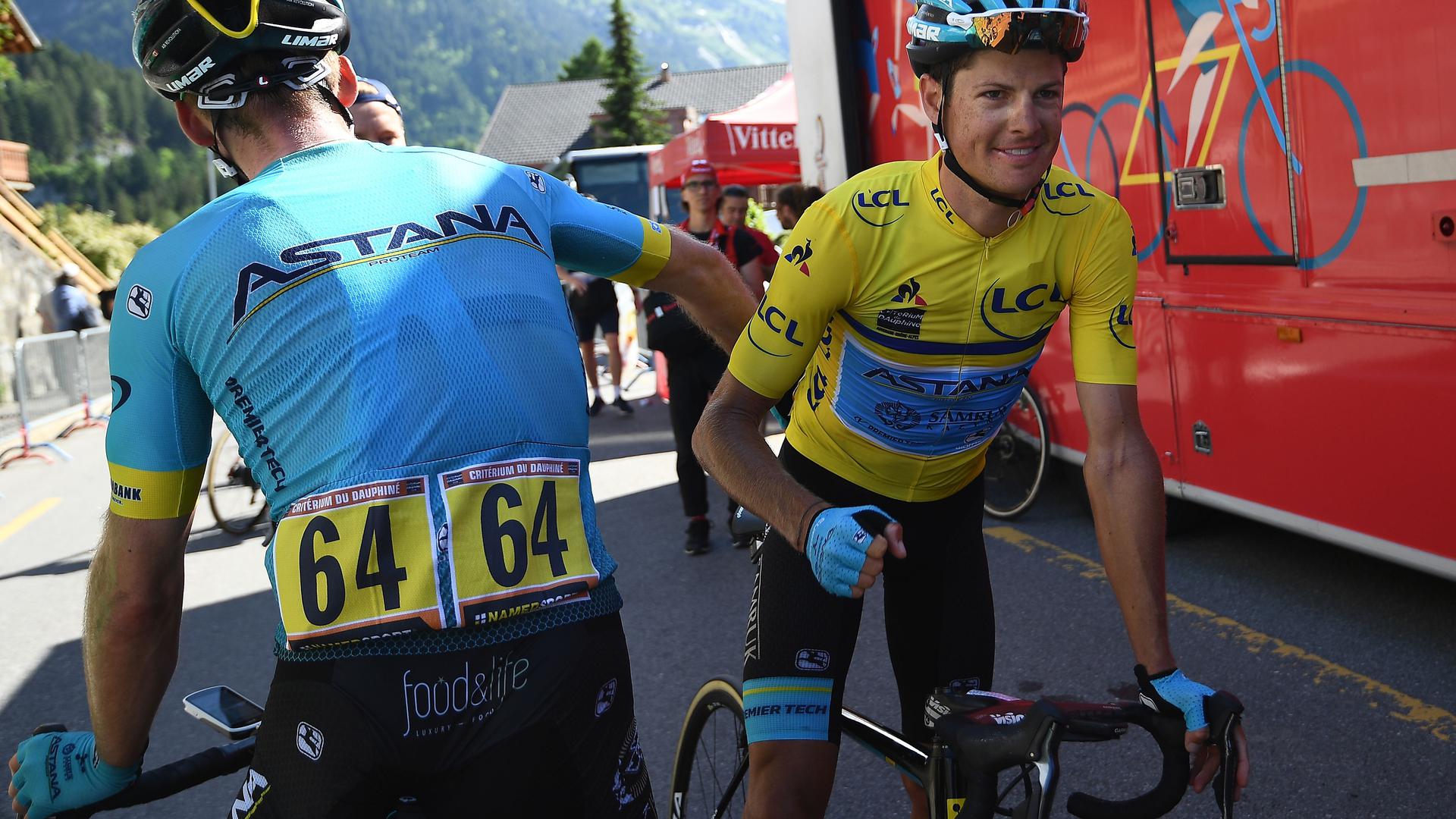 Jakob Fuglsang a tenu bon, se profilant comme un candidat sérieux à la victoire dans le Tour de France qui débute dans trois semaines.