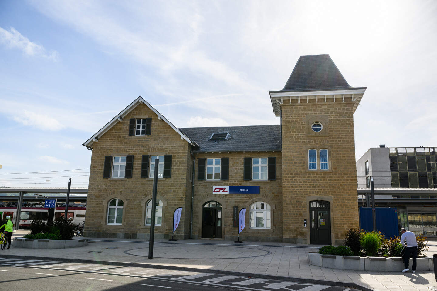 La gare de Mersch accueille un CFL Cactus Shoppi depuis le 15 mai 2025 |  Virgule