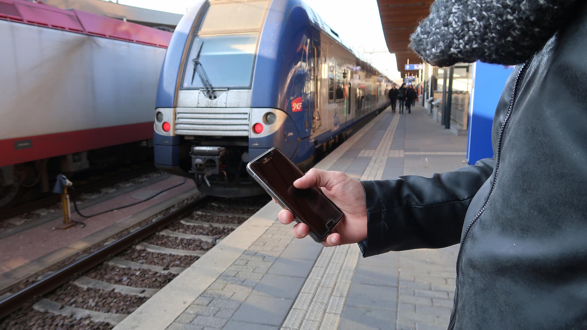 Les frontaliers sont nombreux à utiliser les réseaux sociaux pour s'informer du trafic ferroviaire.