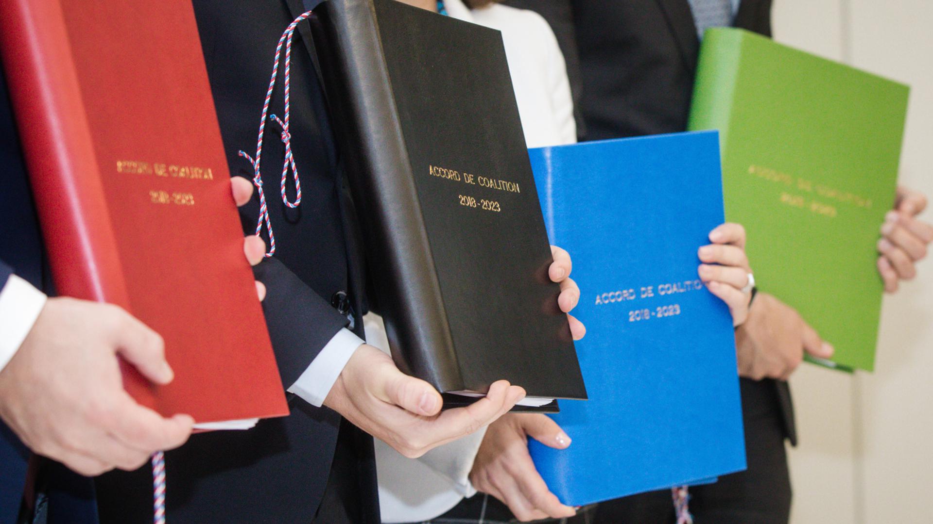 Ein Programm, vier Farben: der Koalitionsvertrag für Blau-Rot-Grün-II.