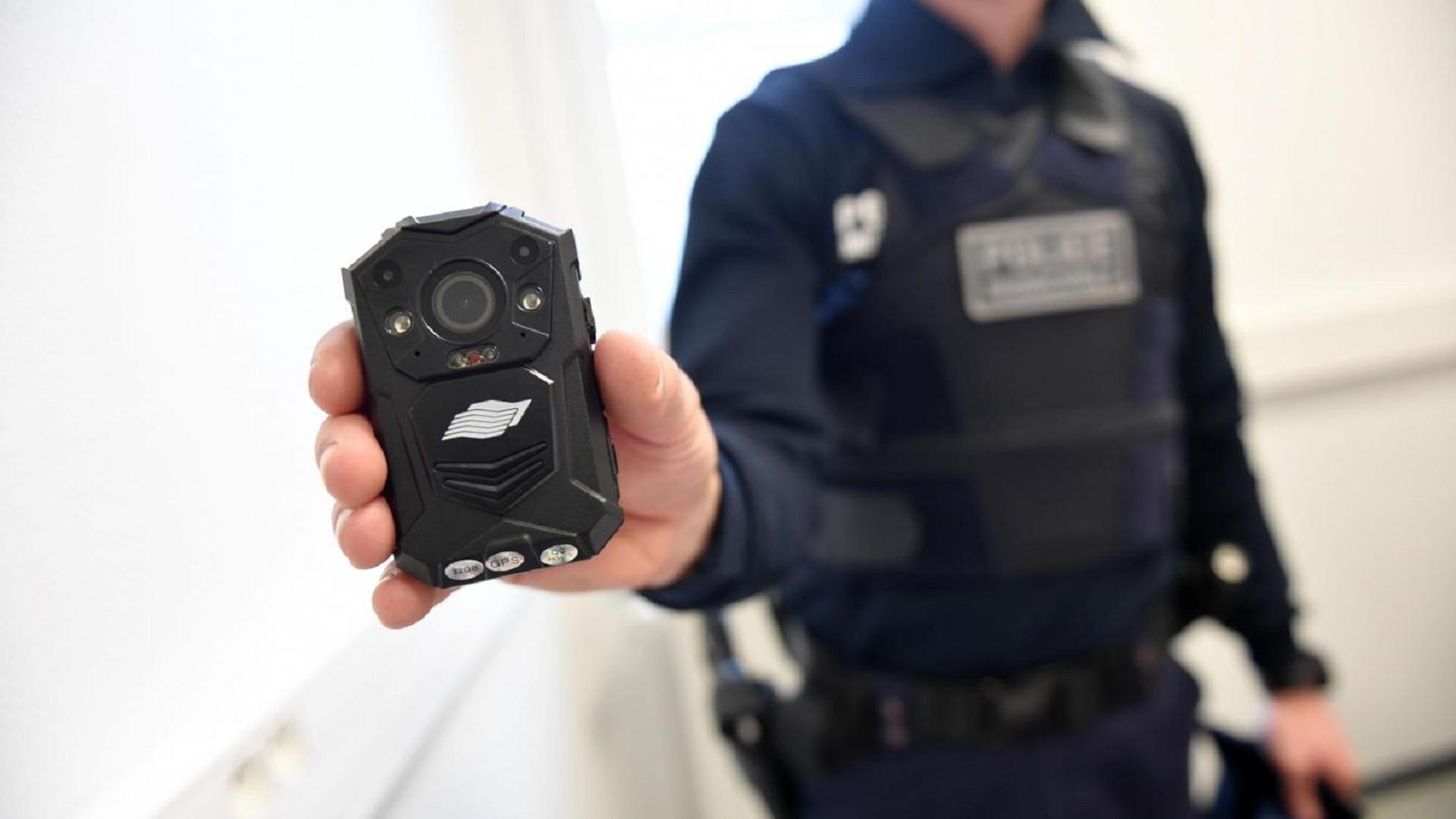 En Belgique, la plupart des policiers de la province de Luxembourg utilisent déjà ce dispositif depuis plusieurs mois.