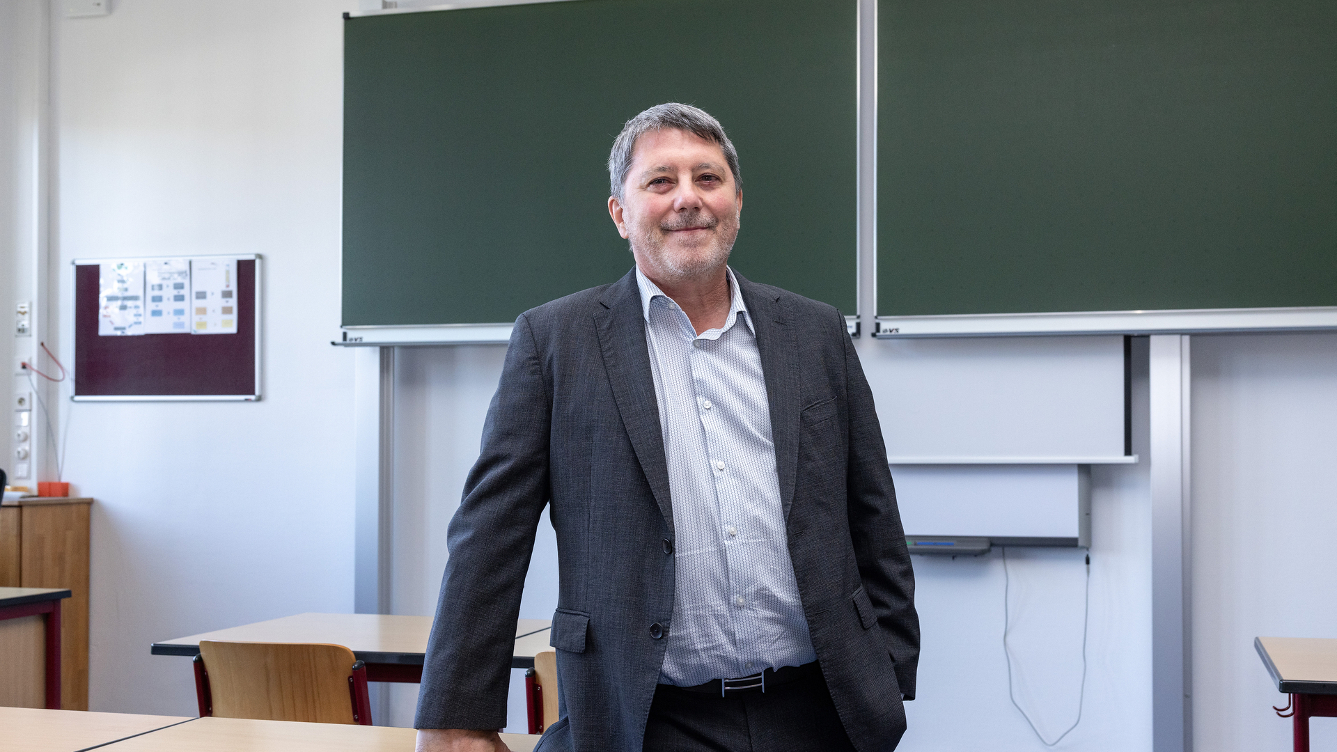 Pourquoi la rentrée scolaire coûtera plus cher cette année | Virgule