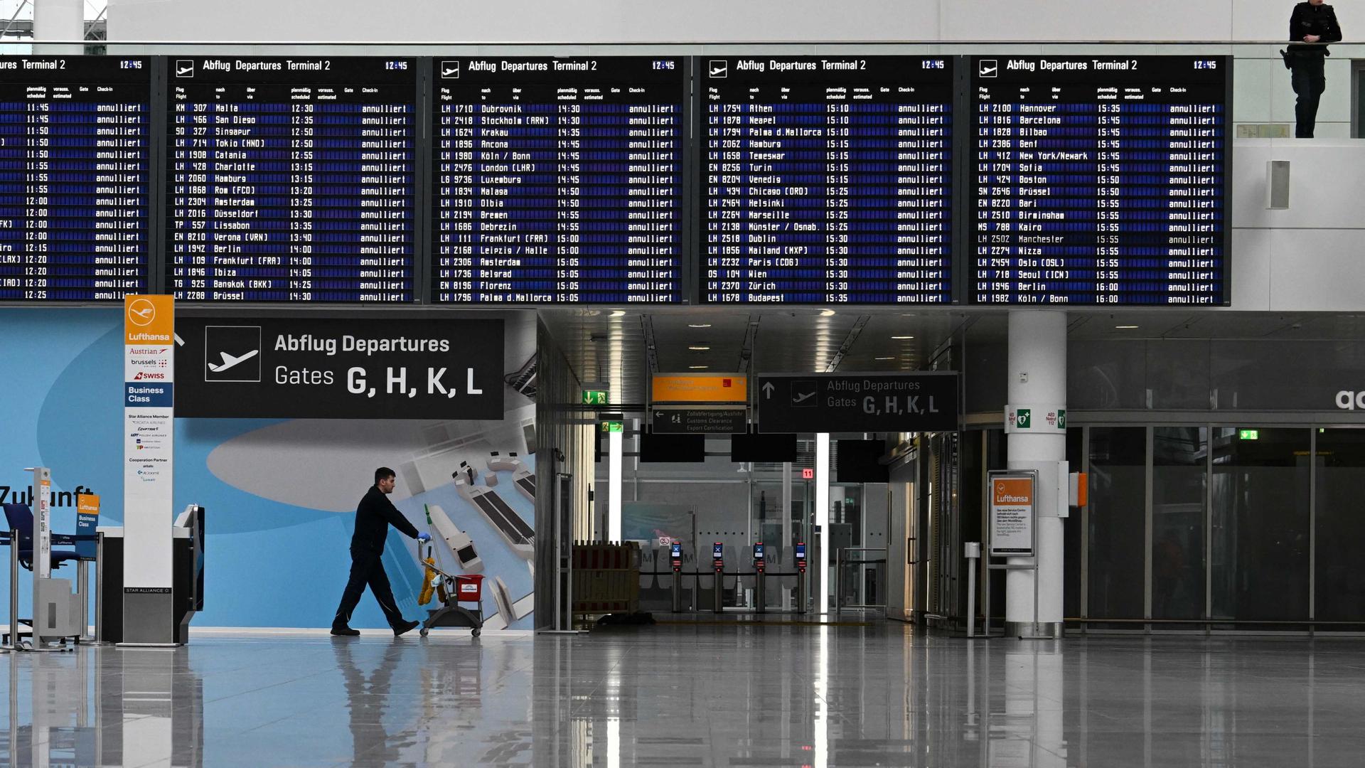 Un terminal de l'aéroport Franz Josef-Strauss de Munich, paralysé par la grève des transports.