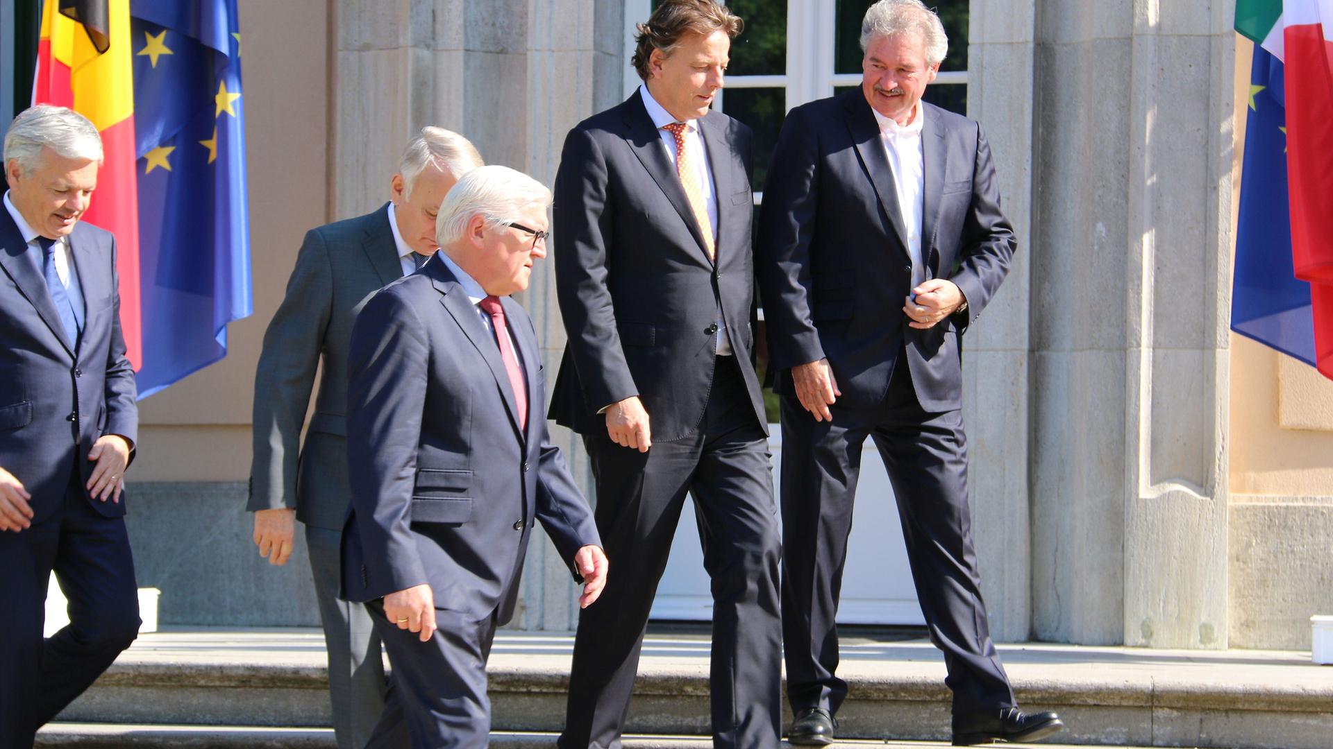 Jean Asselborn avec ses homologues, ées ministres des Affaires étrangères de l'Allemagne, la Belgique, la France, de l’Italie, et des Pays-Bas