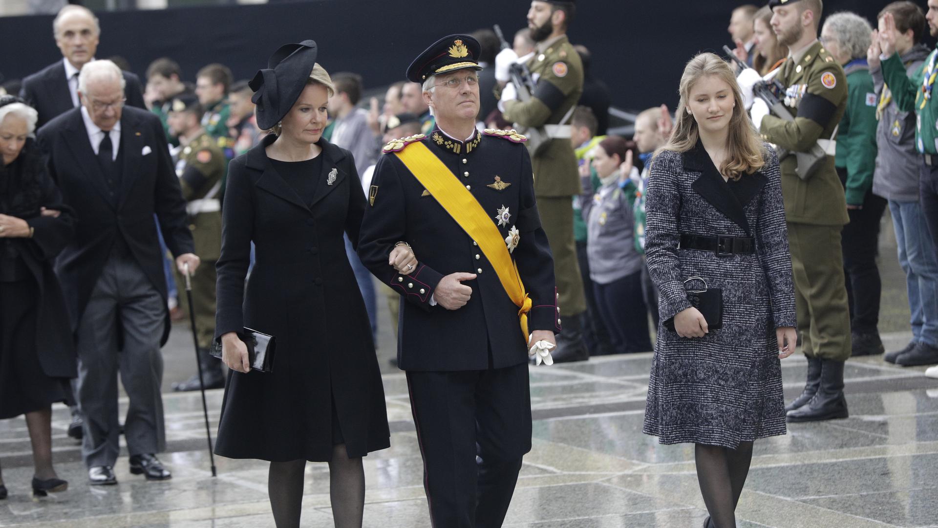 Le roi Philippe de Belgique, neveu du grand-duc Jean avec la reine Mathilde et leur fille Elisabeth.