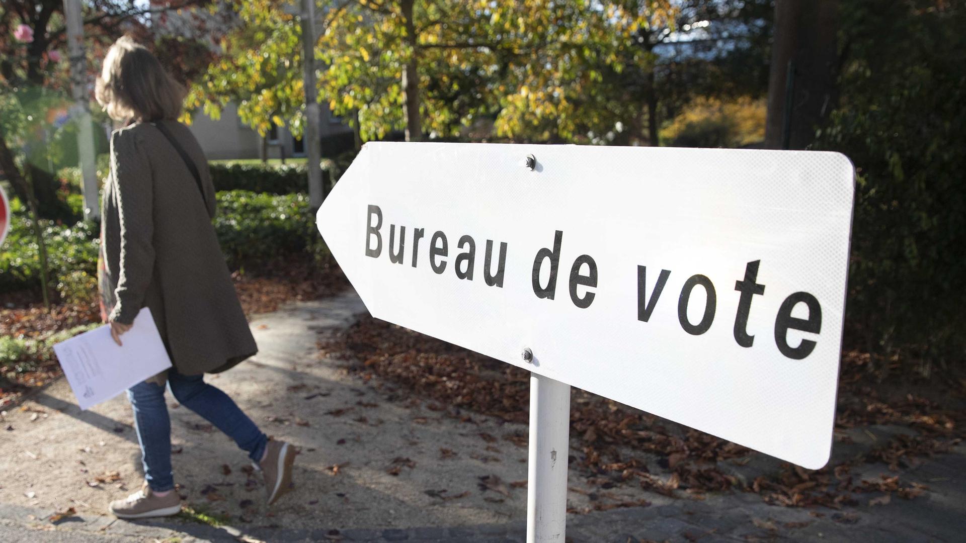 Au Luxembourg, chaque vote n'a pas le même poids sur le vote final. Un système électoral obsolète est à l'origine de cette distorsion.