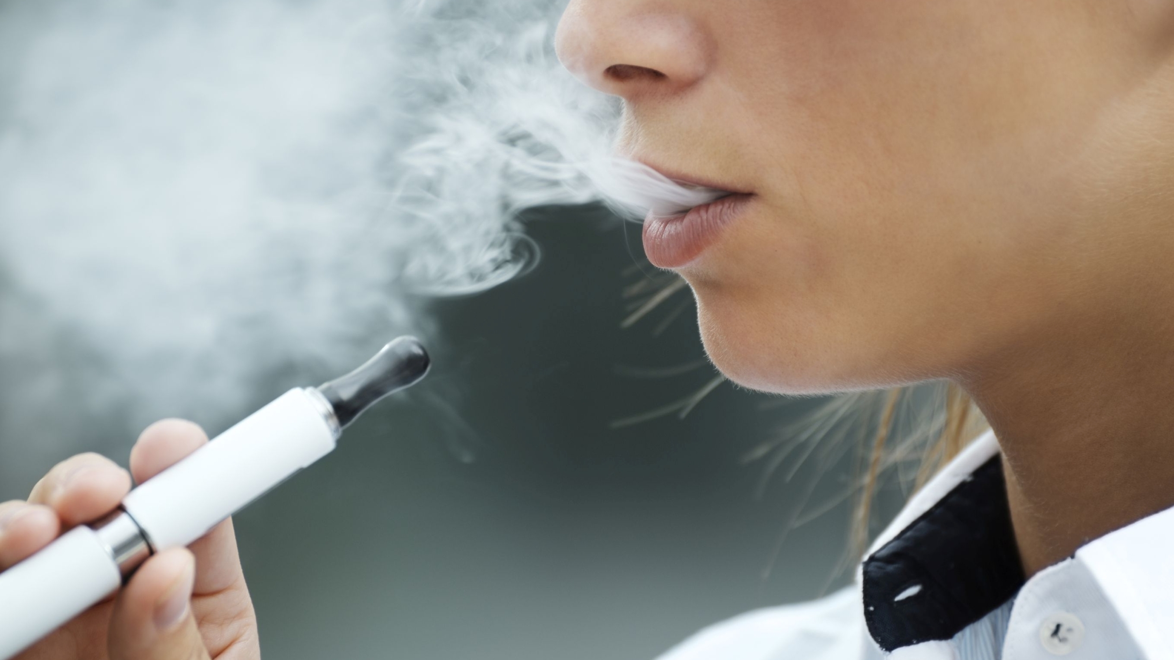 L'e-cigarette pourrait aider  arrter de fumer | Virgule