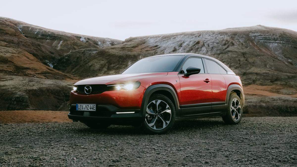 Mazda EX30 R-EV: Roadtrip na Islândia através de uma natureza intacta ...