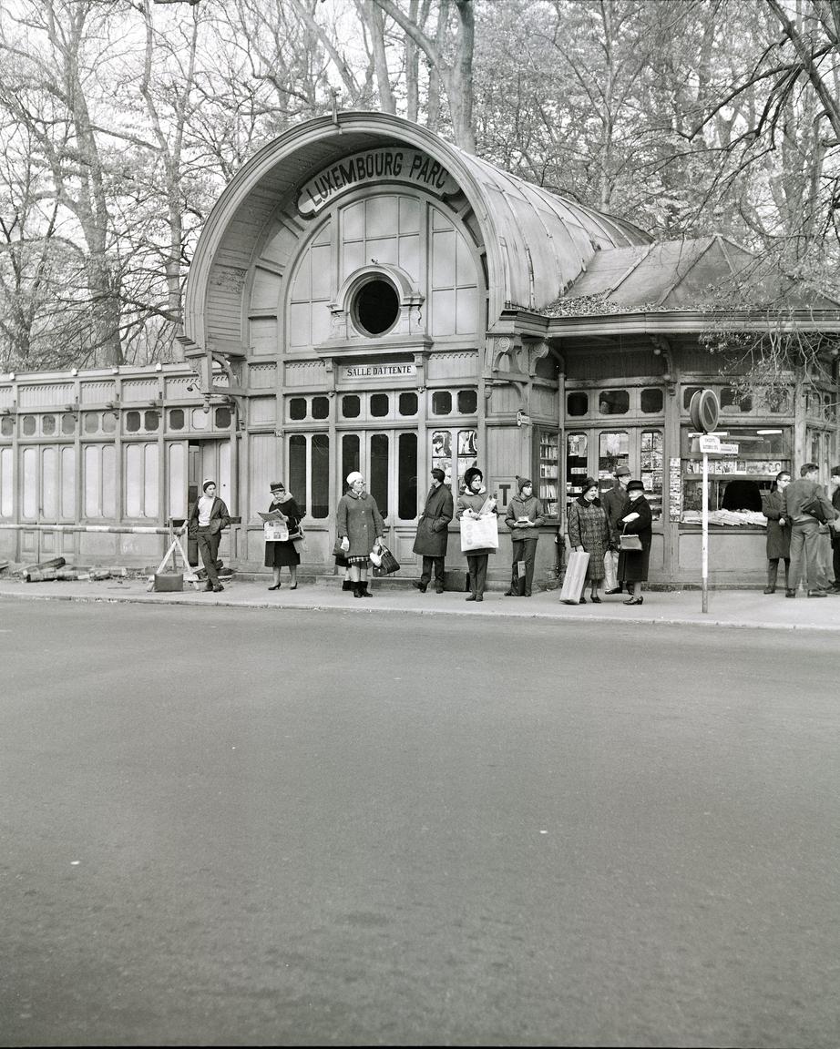 Jusqu'en 1964, le Charly's Gare se distinguait par une architecture particulière.