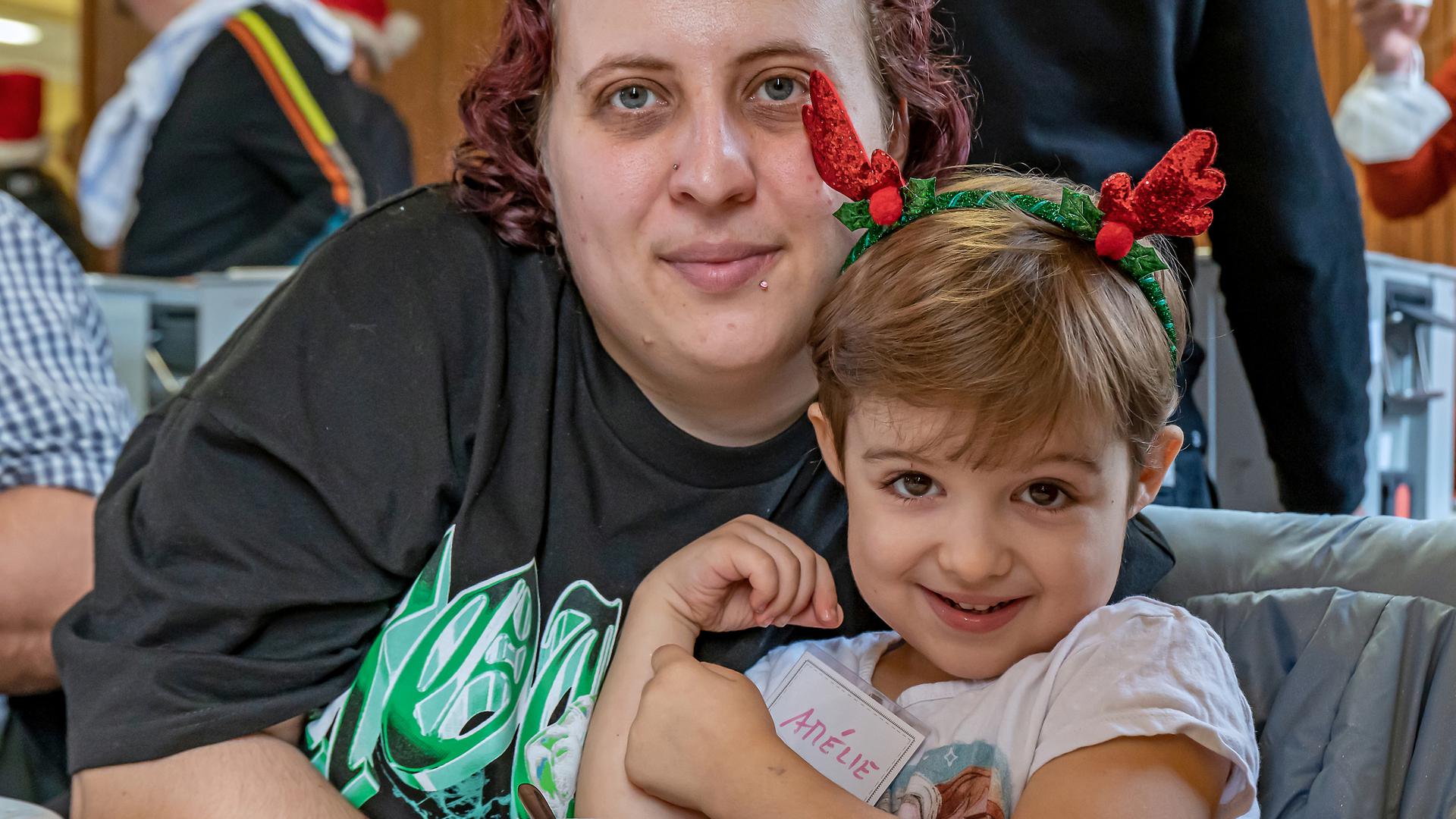 La petite Amélie et sa maman, qui venaient chaque année à Hollerich avec toute la famille, étaient reconnaissantes de cette belle fête.