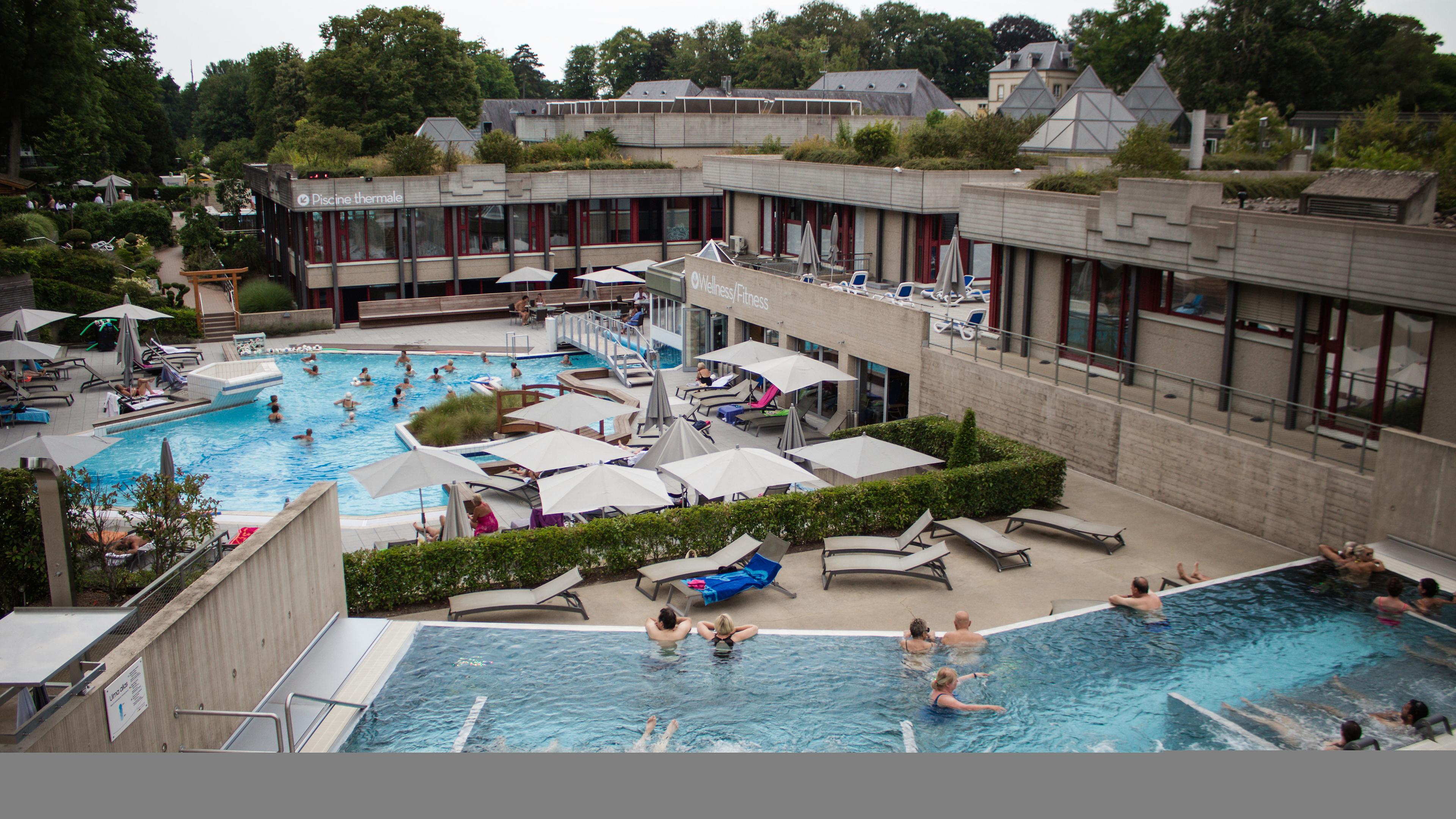 UNE PISCINE DE BADEN FAIT PEAU NEUVE - Pool Renov