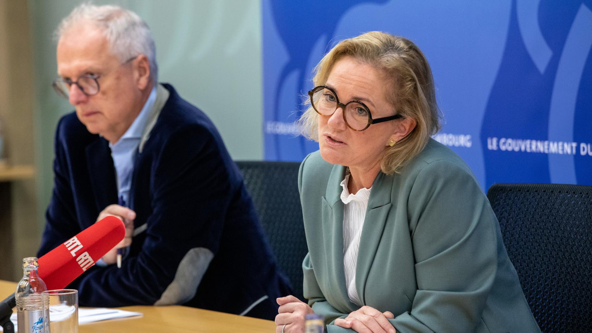Face à la hausse généralisée des infections au Luxembourg et au niveau européen, Paulette Lenert entend poursuivre la campagne de vaccination de la population générale jusqu'à atteindre les 80%.