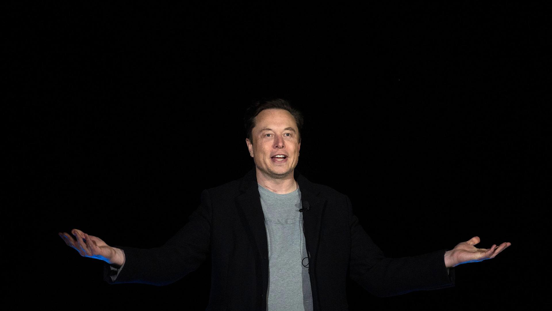 Elon Musk reproche aux journalistes concernés de pratiquer du "doxing".