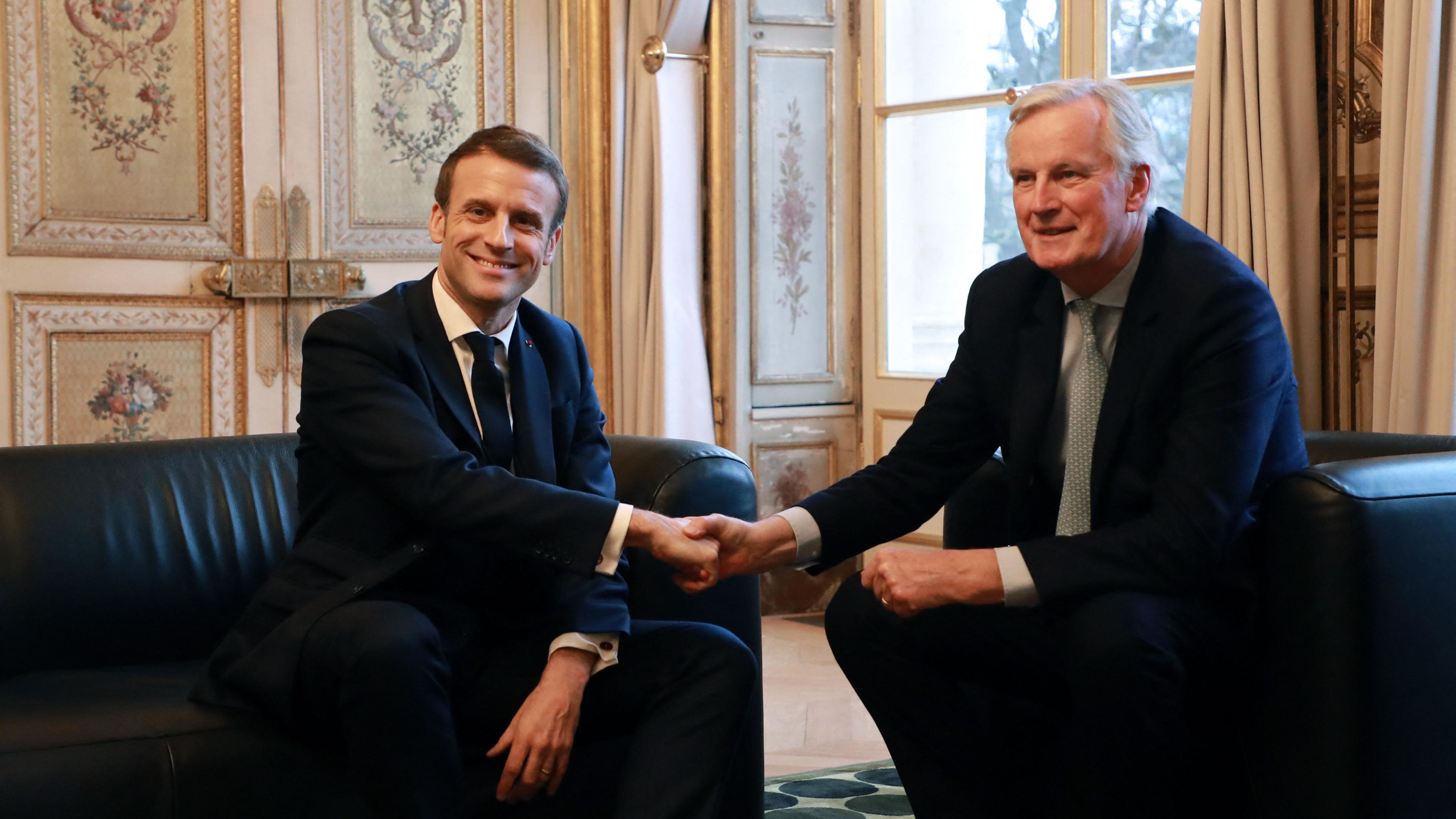 Emmanuel Macron nomme Michel Barnier Premier ministre Virgule