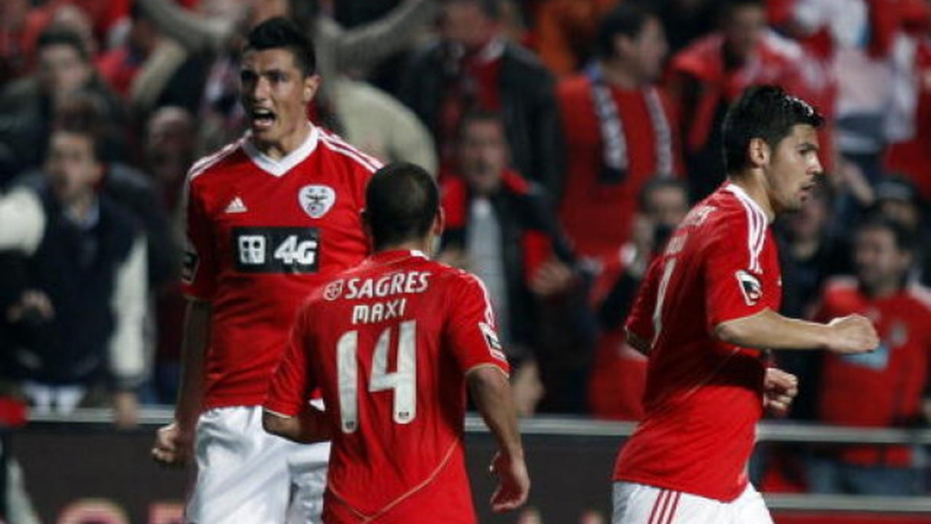 Benfica comptera une nouvelle fois sur Oscar Cardozo pour forcer l'exploit devant ses supporters