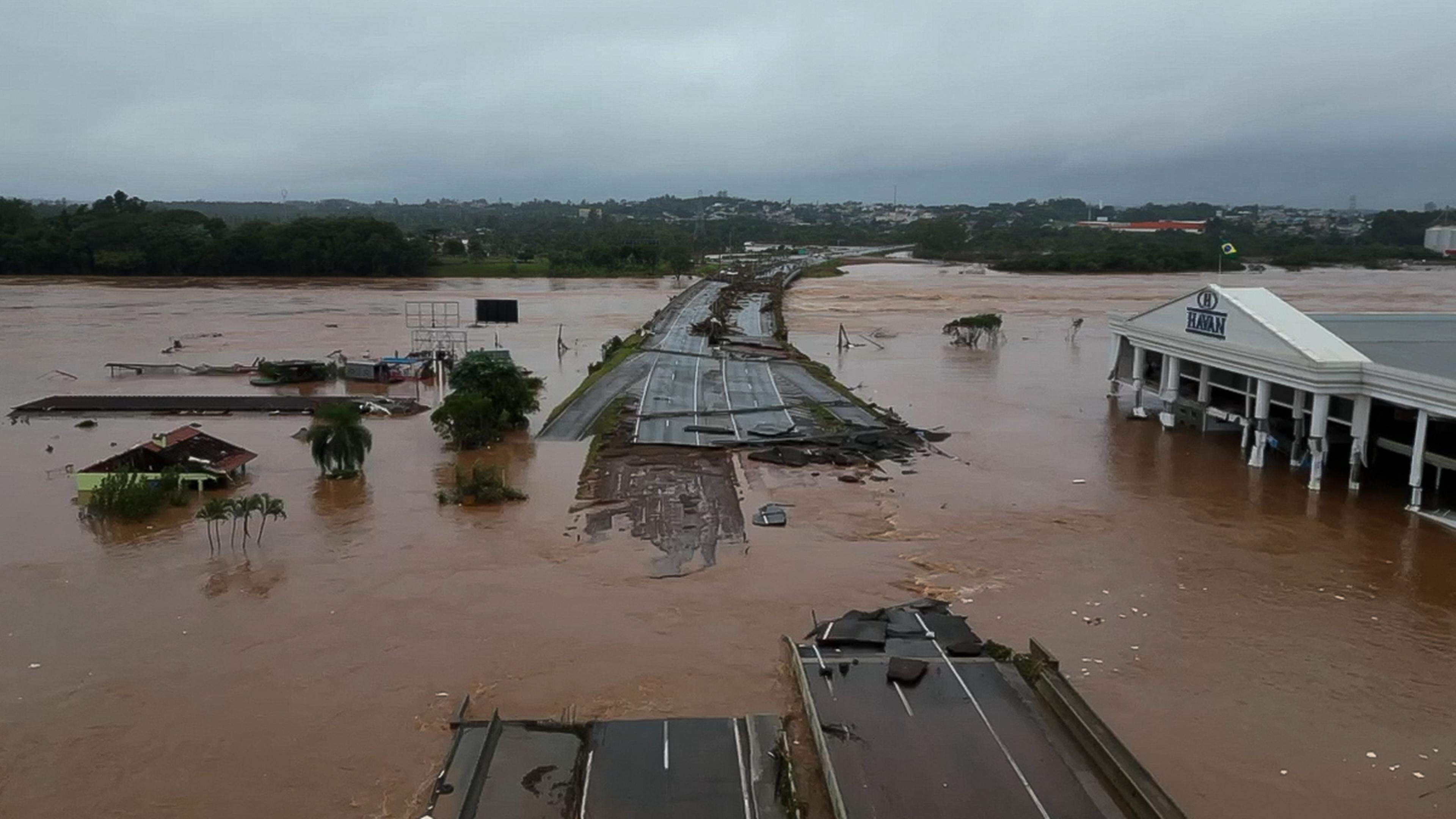 Selon le gouverneur, l’État du Rio Grande do Sul vit le «pire désastre climatique de son histoire».