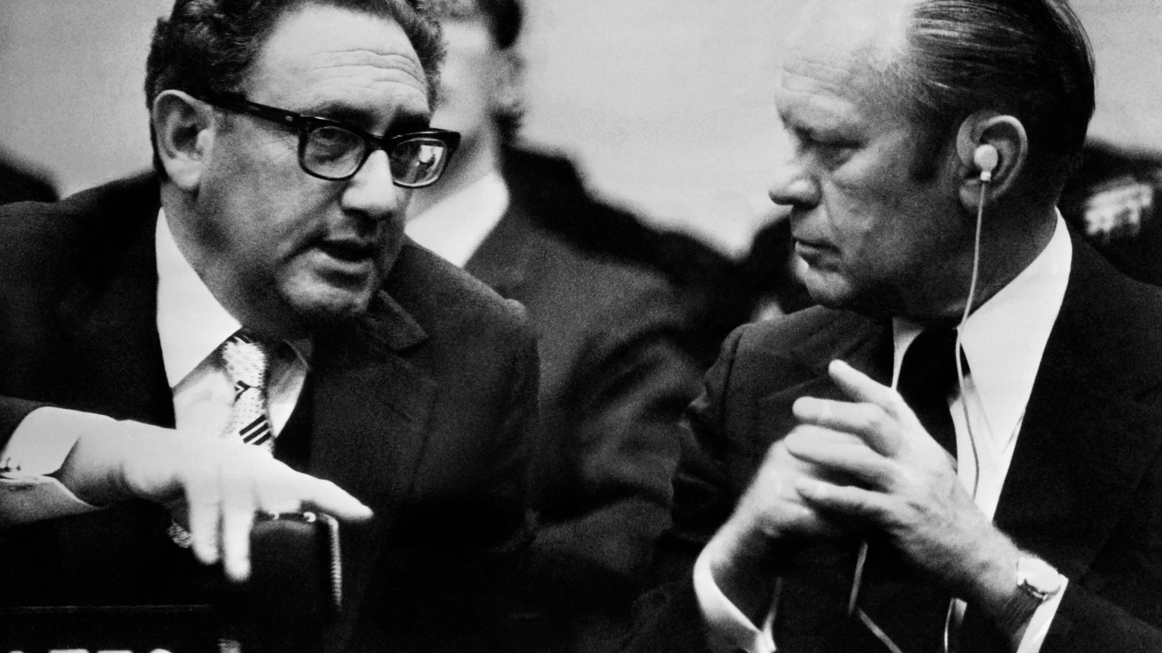 Henry Kissinger, US secretary of state in 1970s crises, dies at 100