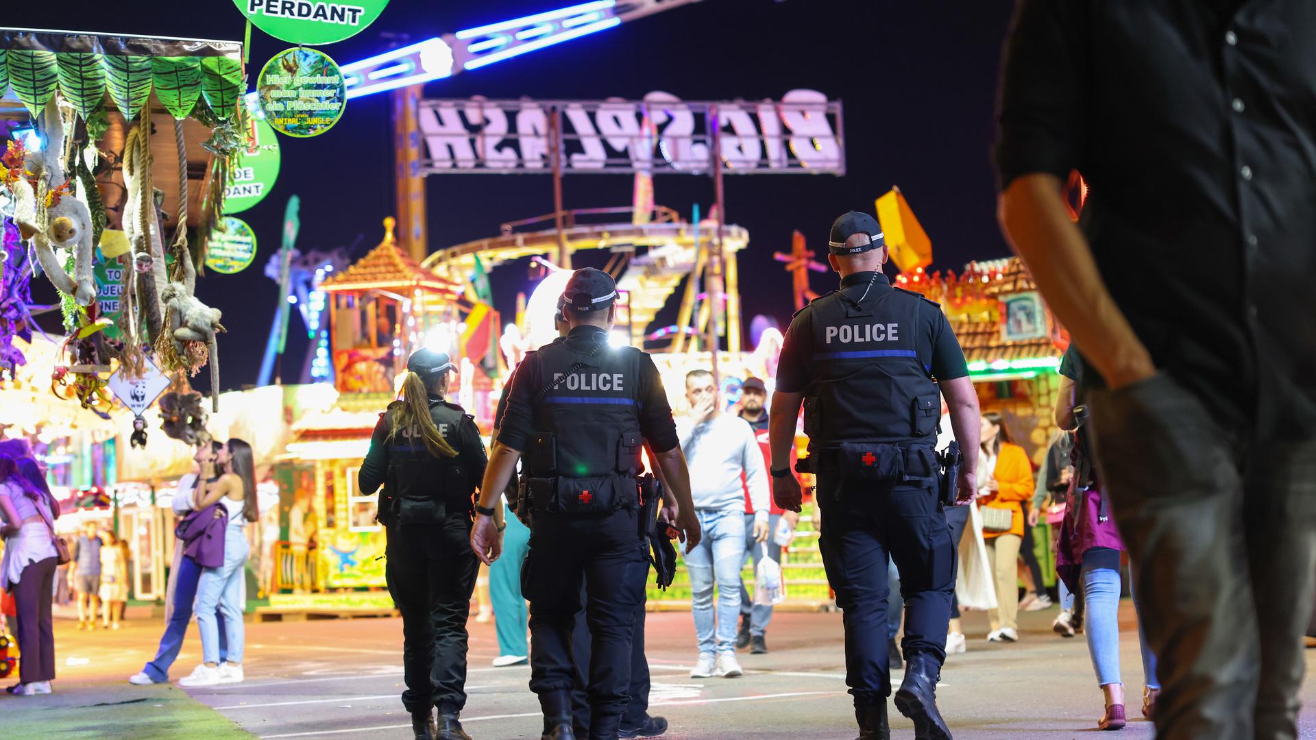 05.09.2022 Polizeirunde Polizei  Kontrolle  und Präsenz auf der Schobermesse ( Schueberfouer ) ( Lima )
